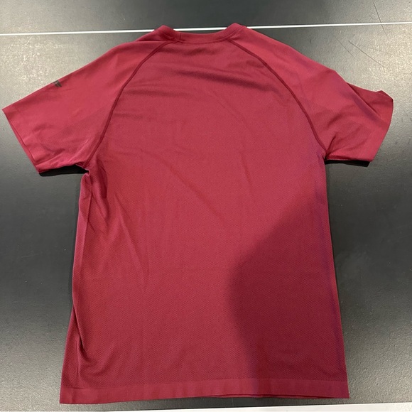 Fabletics Training Day Tee - Picture 2 of 3